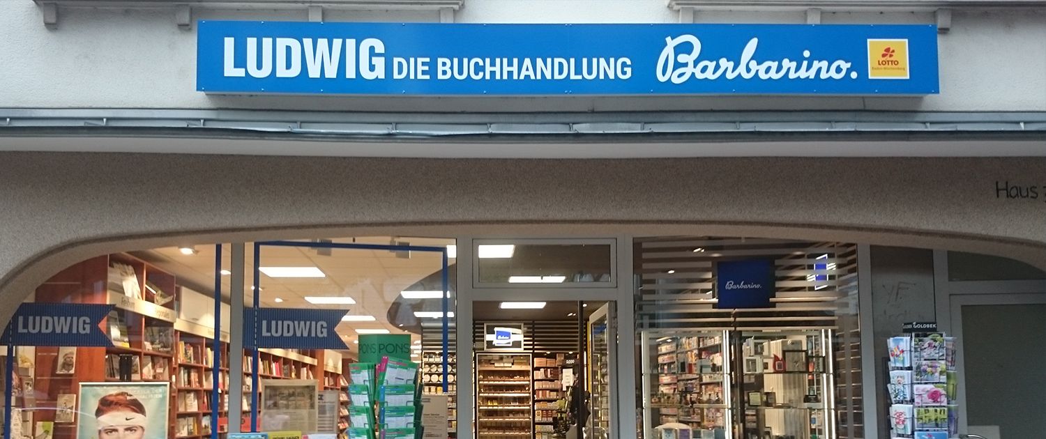 Aufkleber-Beschriftung-Buchhandlung-Ludwig_web Buchhandlung blaues Schild Freiburg